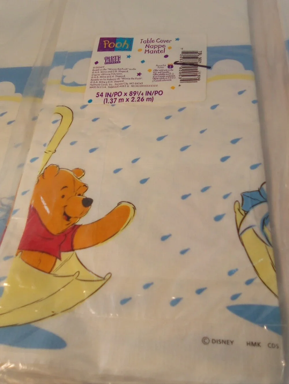 Vintage Winnie The Pooh Raining Baby Shower Table Cloth Paper Set Of 4